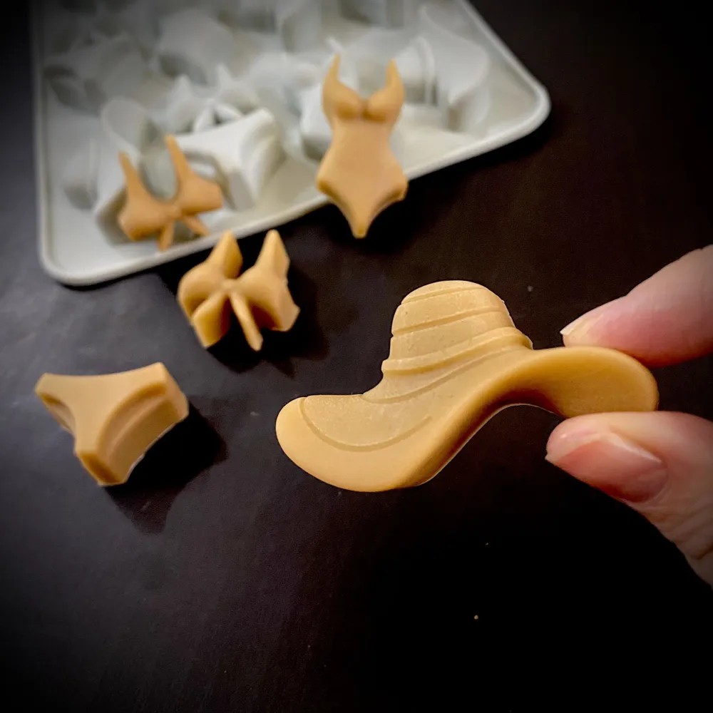 A Summer-Themed Beach Bikini M - огляд і ціна Soap Making Kits