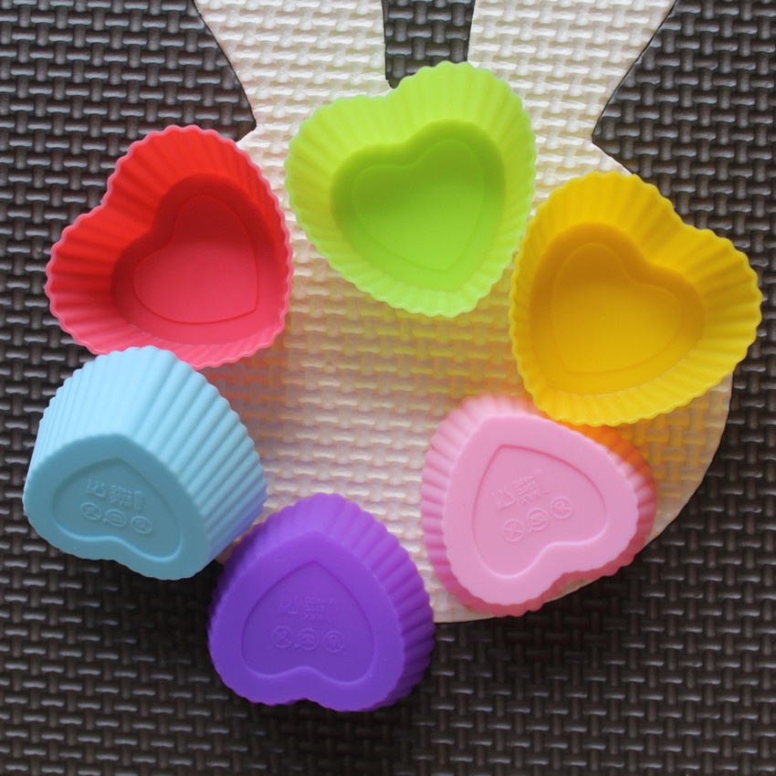 6 Pcs Set Non-Stick Flower Des - огляд і ціна Soap Making Kits